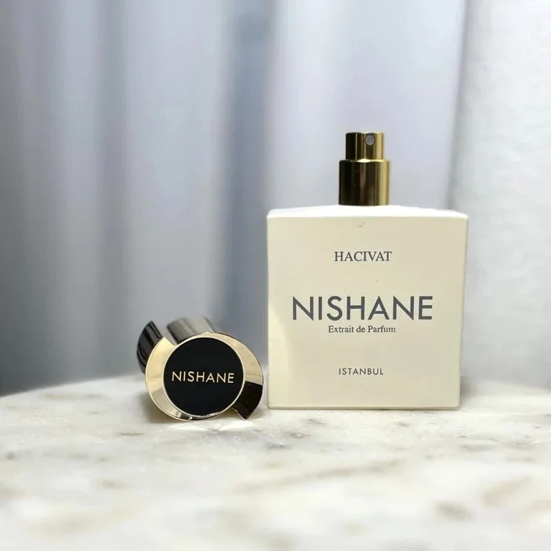 Unisex Floral Fragrance 100ml with Fresh Elegant Long Lasting Aroma Blending Fruity Brightness Gentle Woods and Soft Florals