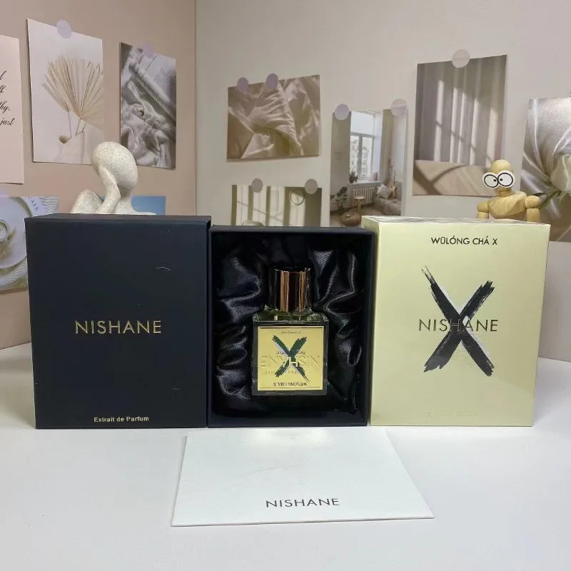 Unisex Floral Fragrance 100ml with Fresh Elegant Long Lasting Aroma Blending Fruity Brightness Gentle Woods and Soft Florals