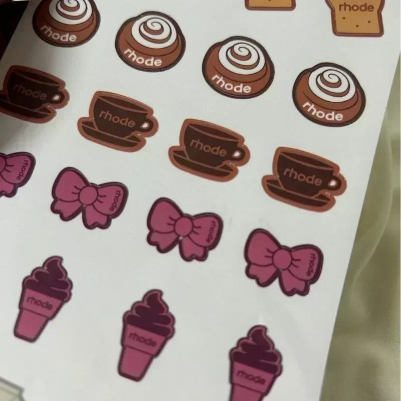 Lipstick sticker Glosses Plump Moisturizing Lip Glaze Essence Gel Oil Lipstick stickers